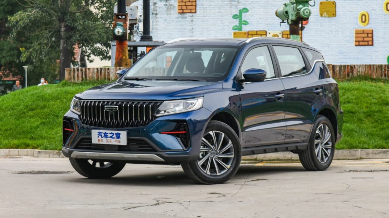 Geely назвала цены на новый Emgrand X7 - Китайские автомобили